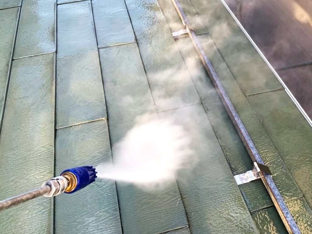 外壁屋根塗装】下地調整の重要性をプロが解説！行うべき理由と5つの作業内容とは？ | ブログ|  長野市・須坂市・千曲市・中野市・小布施町【長野県北信地域】の外壁塗装・屋根塗装ならプロタイムズ長野若里店（株式会社霜鳥）へ