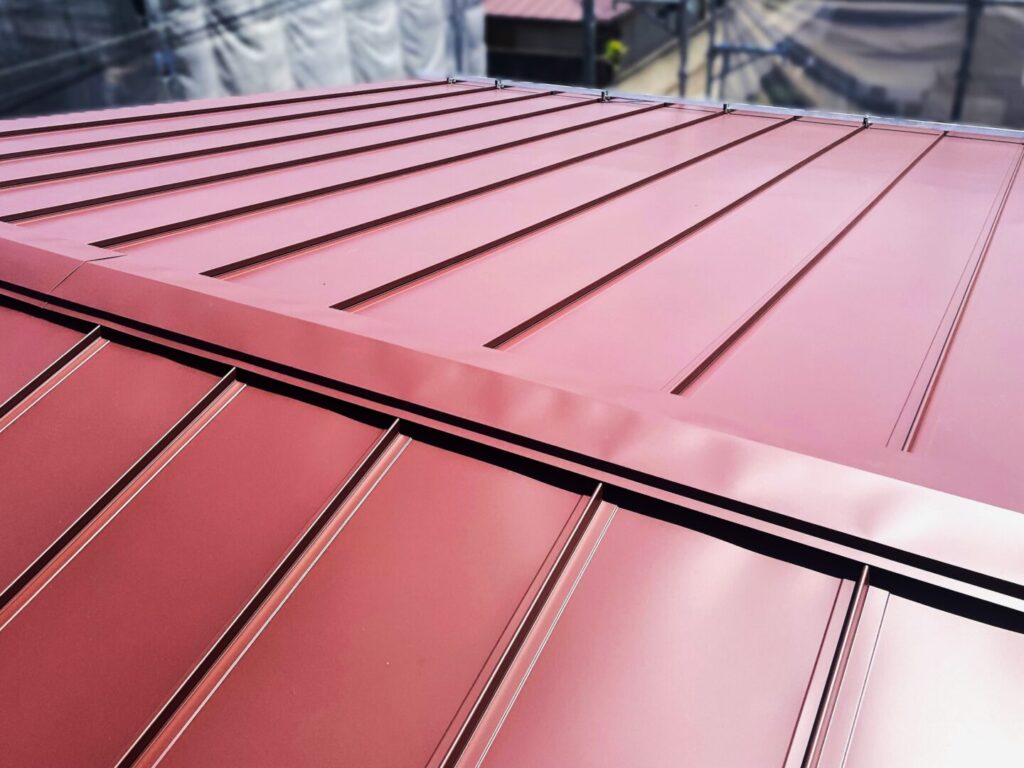 要注意】ガリバリウム屋根、その欠点を徹底解説！後悔しないためのポイント | ブログ| 長野市・須坂市・千曲市・中野市・小布施町【長野県北信地域】の外壁 塗装・屋根塗装ならプロタイムズ長野若里店（株式会社霜鳥）へ